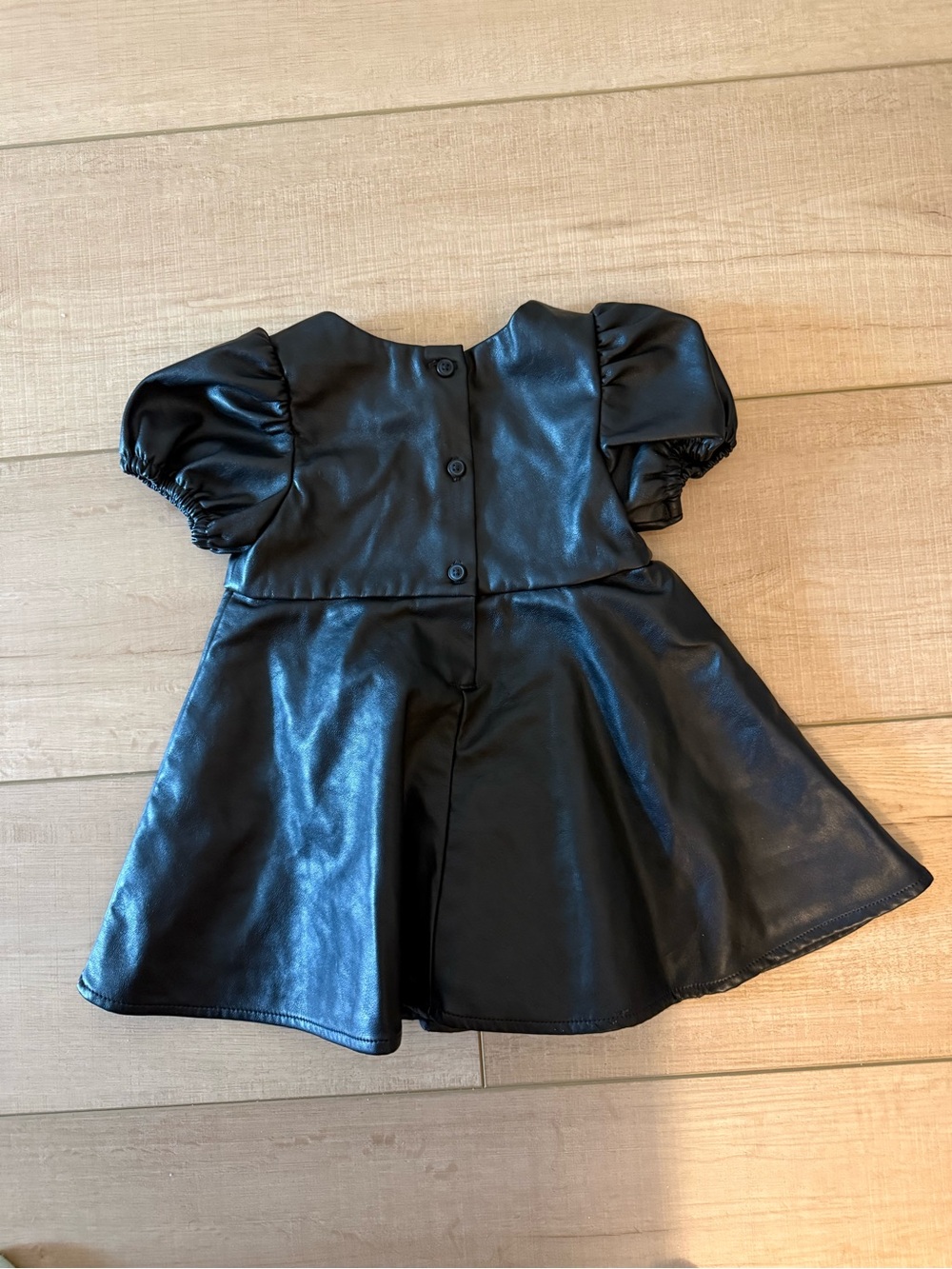 Baby GAP Girl’s Faux Leather Short Sleeved Swing Dress Black 6-12 months - Picture 5 of 5